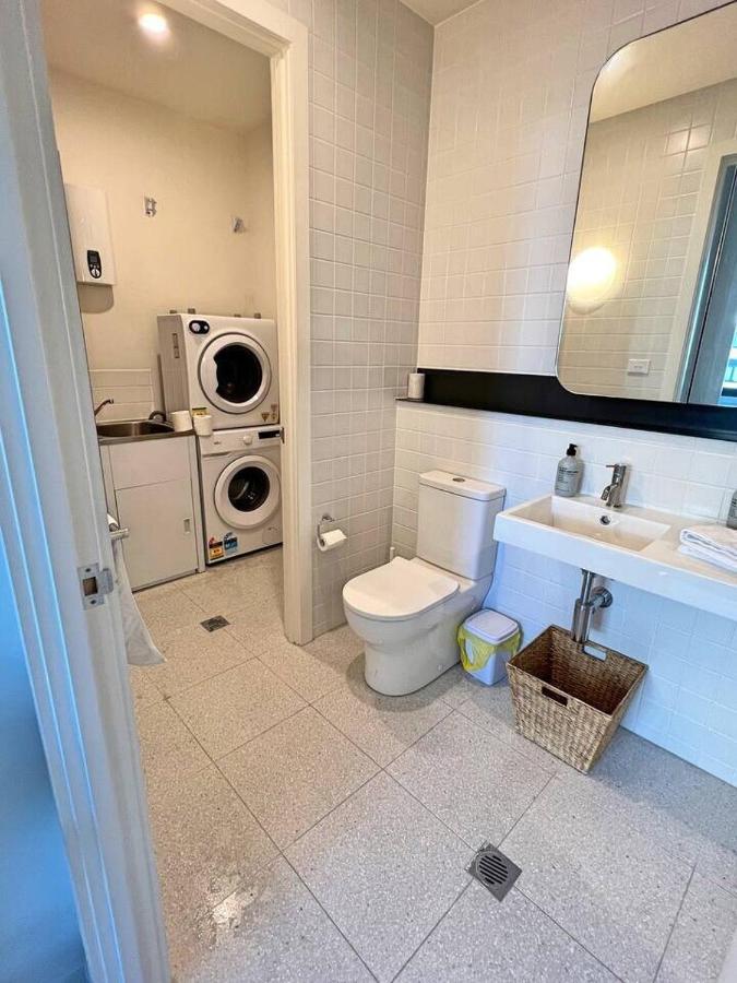 Industrial Yet Modern, 1Bd 1Bth Apt - Woden Phillip Экстерьер фото